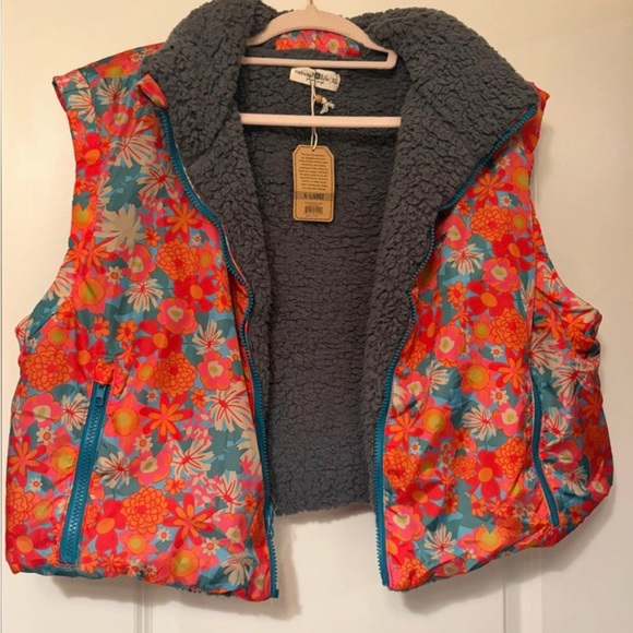 NATURAL LIFE Jackets & Blazers - NATURAL LIFE Colorful Floral Vest with Gray Interior